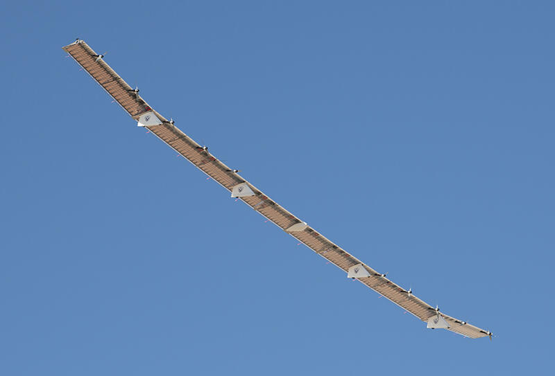 high-altitude pseudo-satellite