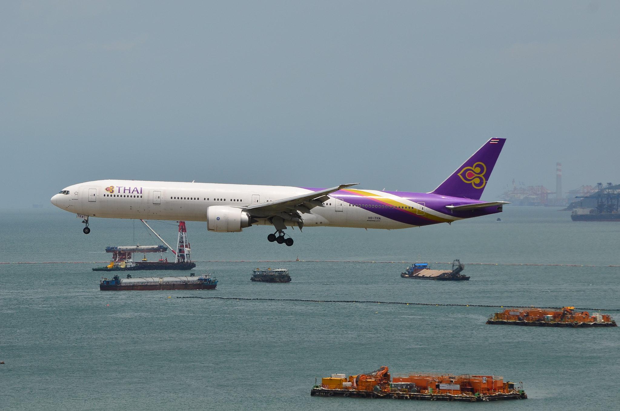 Thai Airways 777