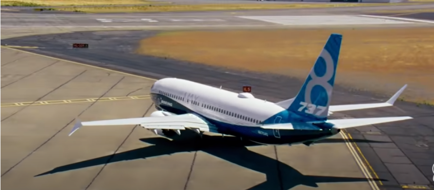 Boeing 737 MAX 8