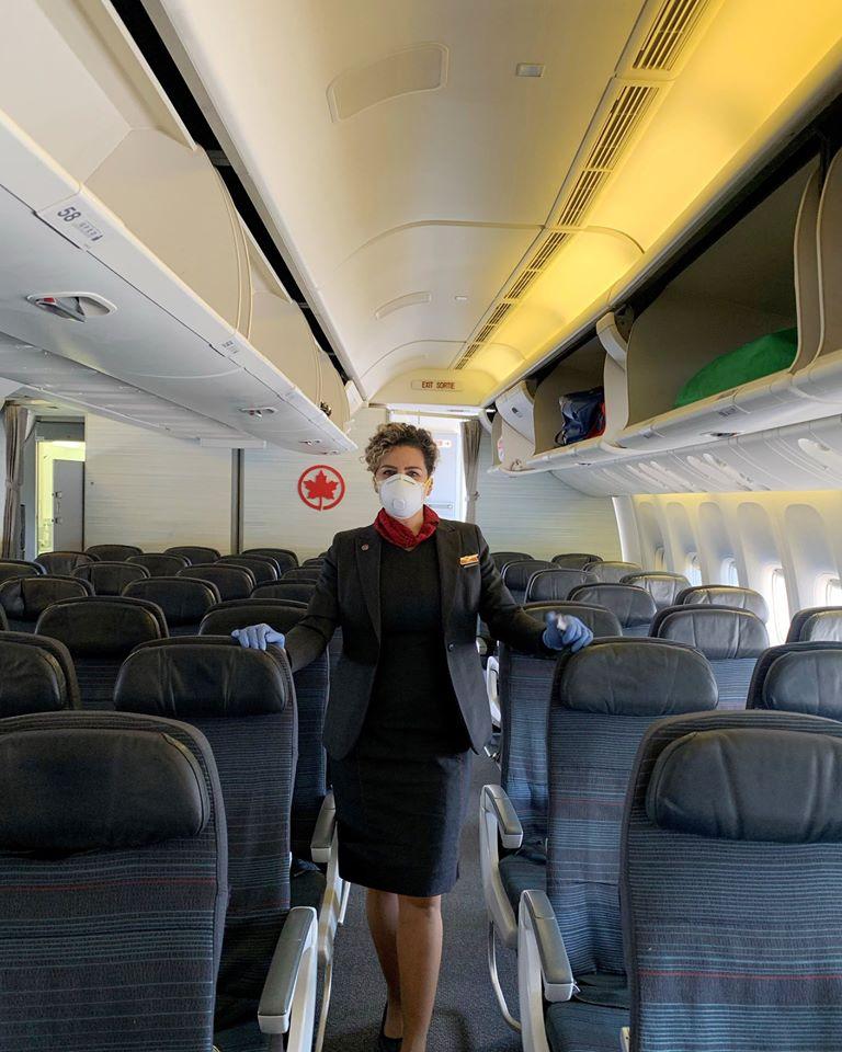flight attendant Air Canada