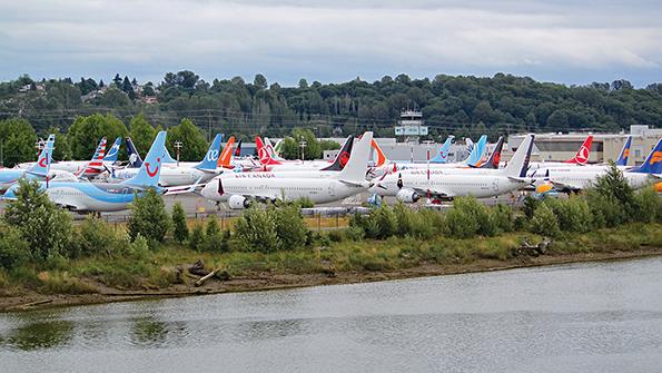 737 MAX