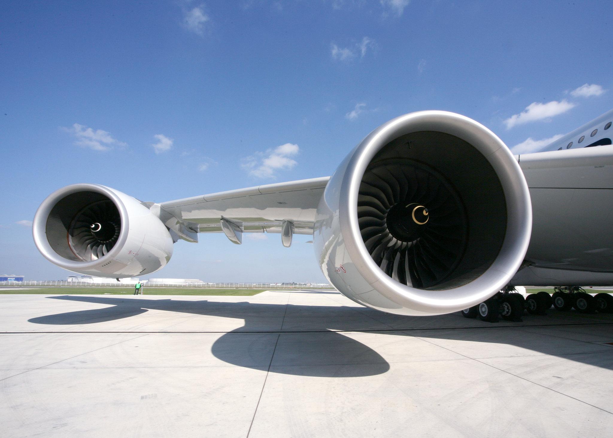 Trent 900