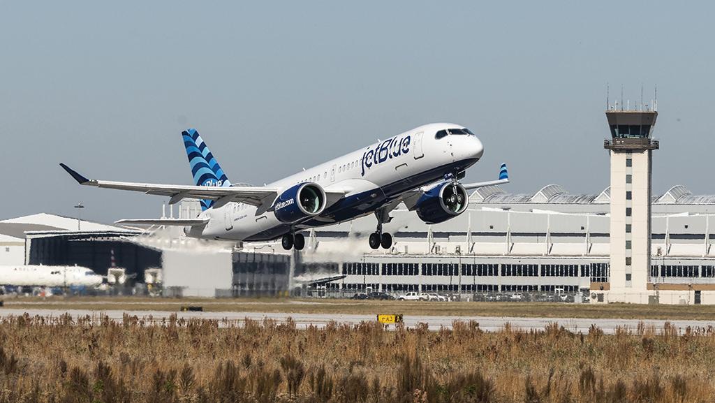 JetBlue Airbus A220-300 takeoff