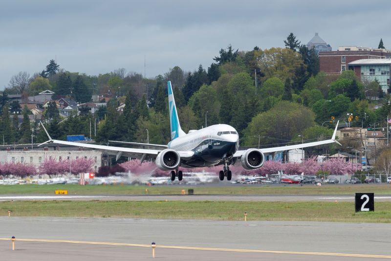 737-7 flight test