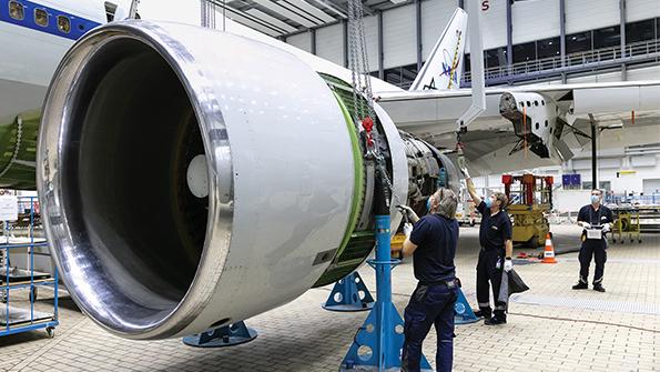 Boeing 747SP’s JT9D engine