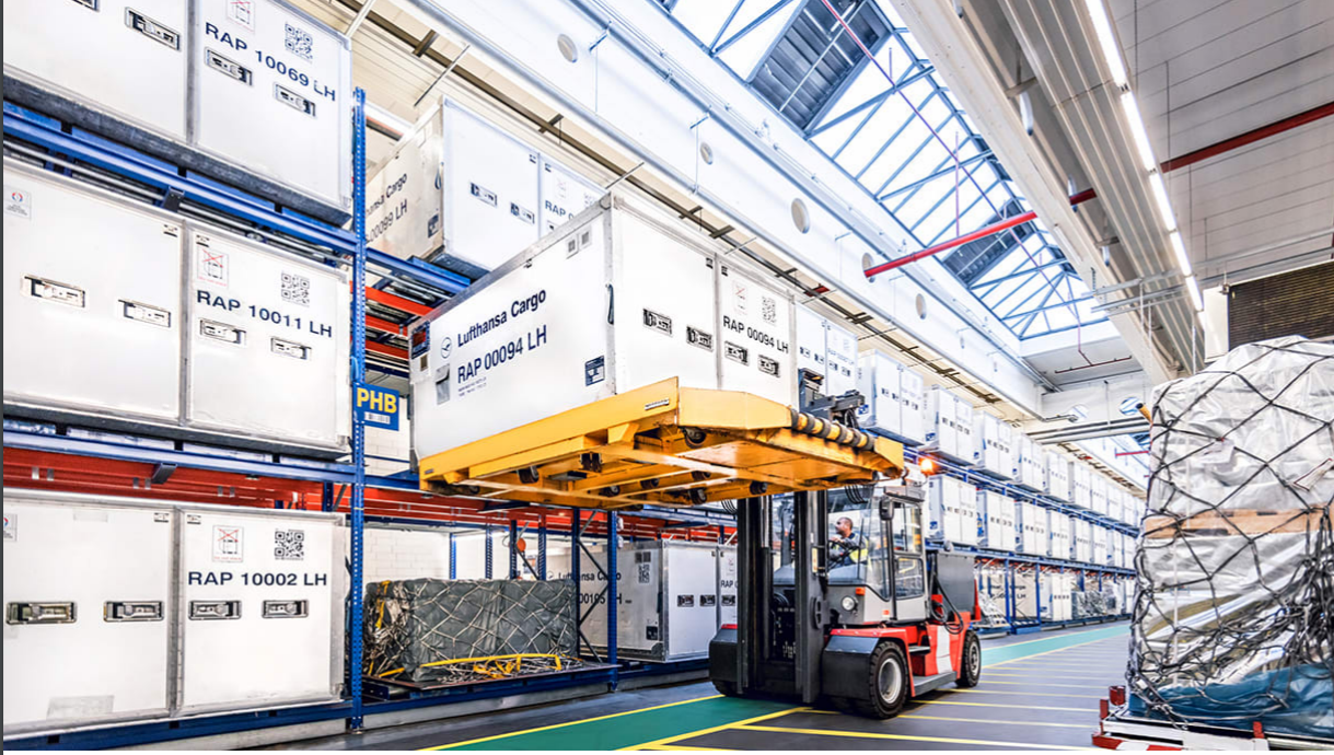Lufthansa Cargo vaccine