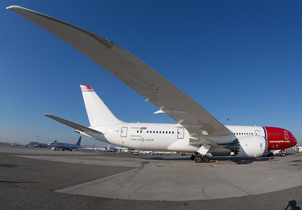 Norwegian 787