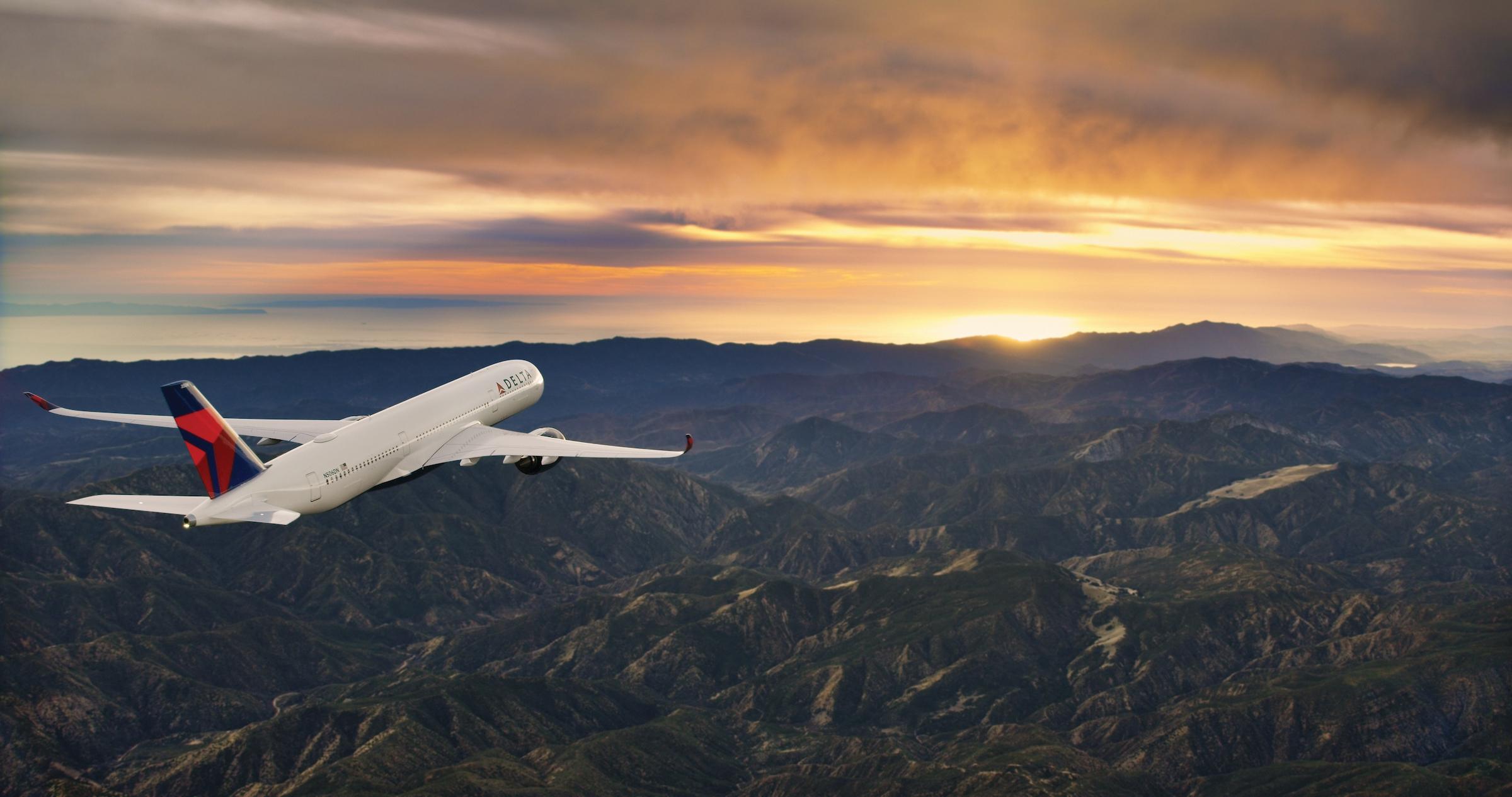 Delta Air Lines sunset