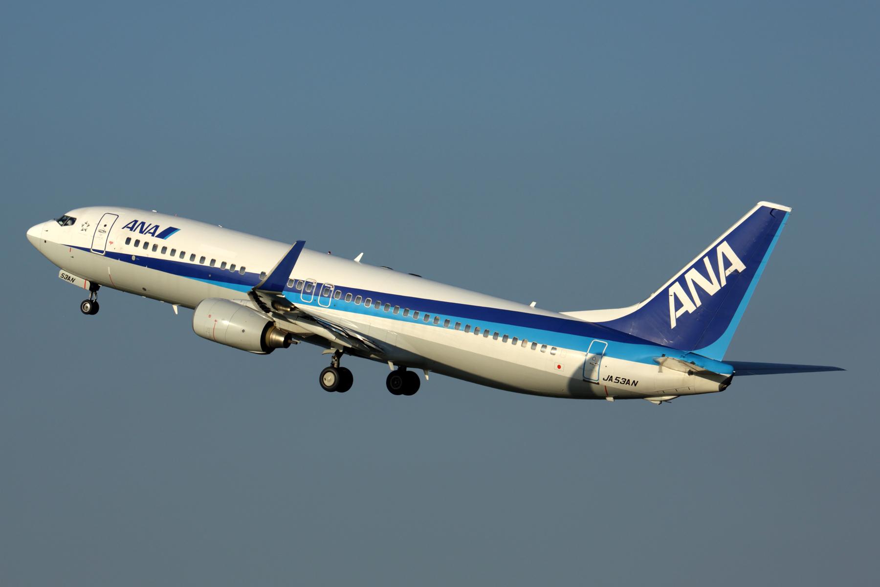 ANA Boeing 737-800