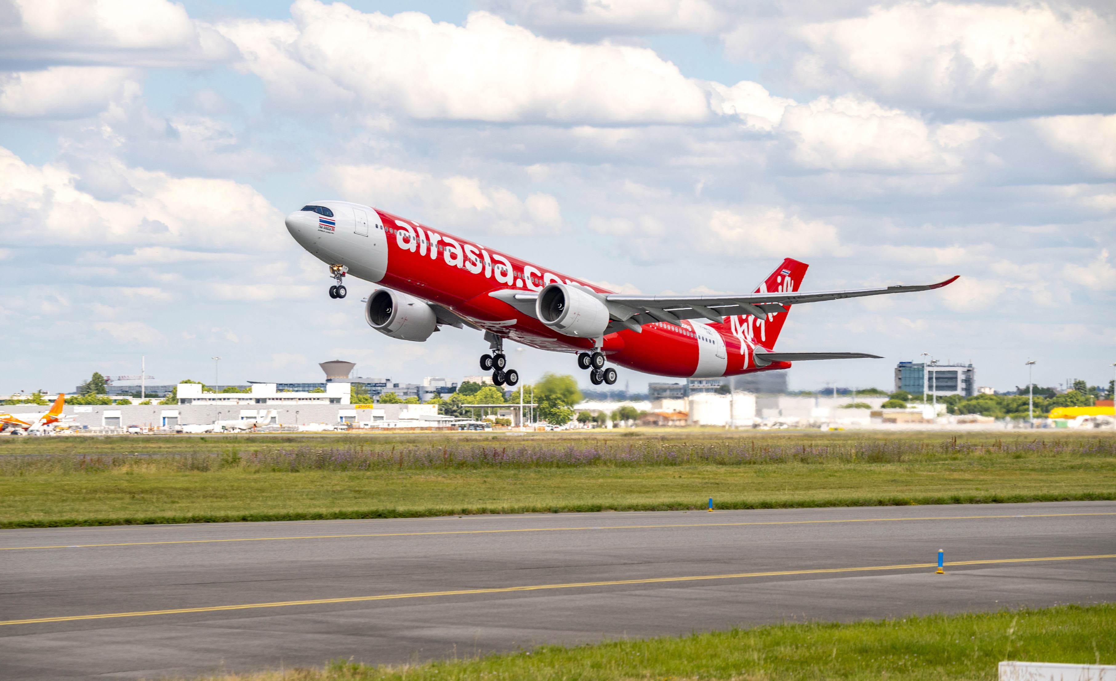Thai Air Asia X A330-900