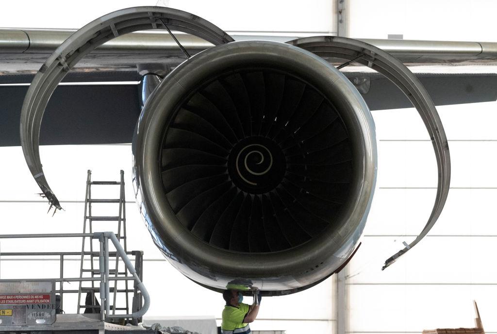 MRO