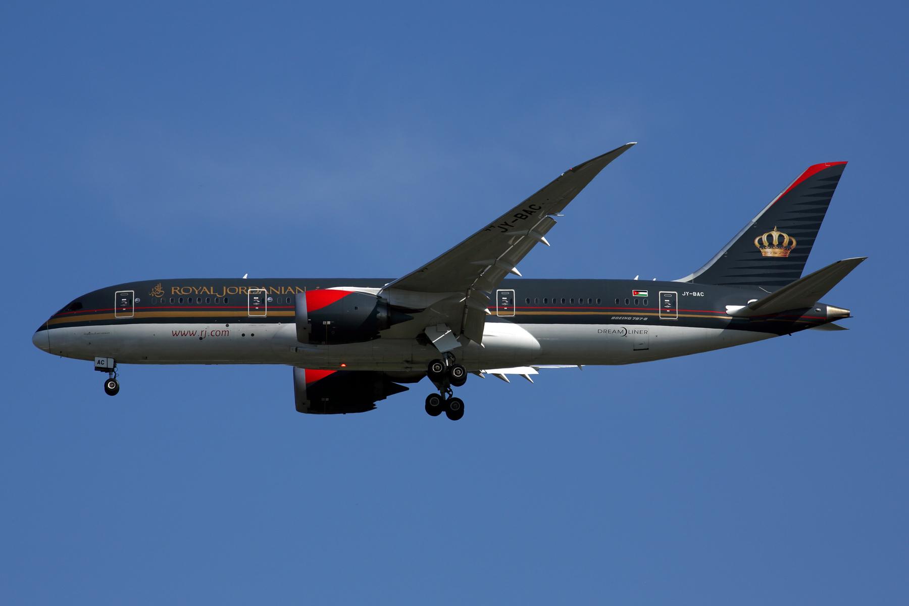 Royal Jordanian Boeing 787-8