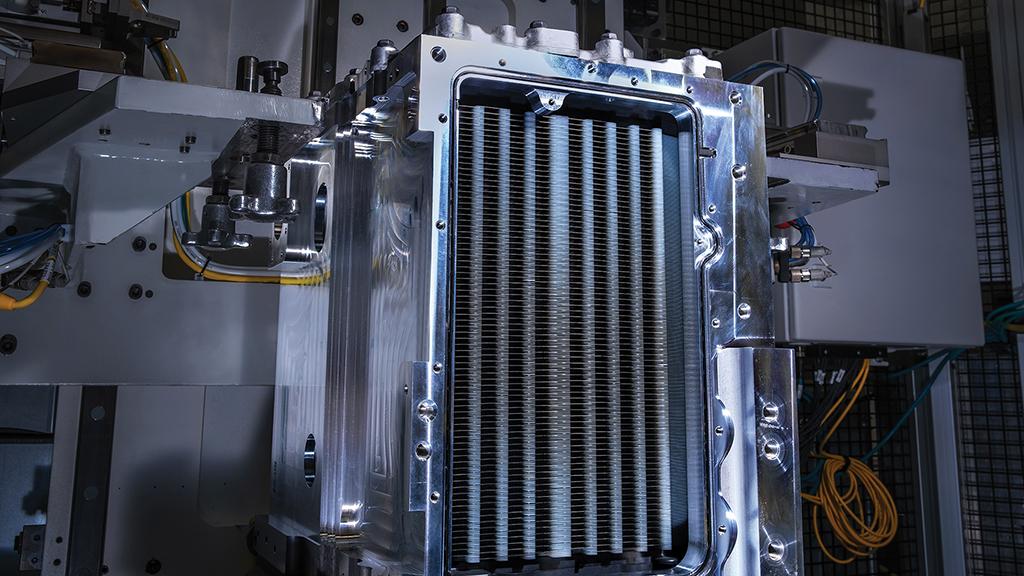 General Motors Hydrotec fuel-cell power cube