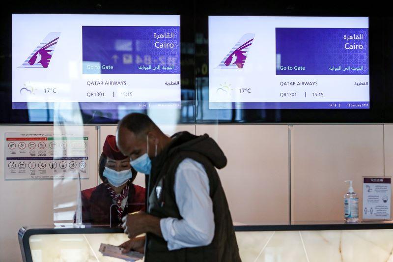 Qatar Airways passenger