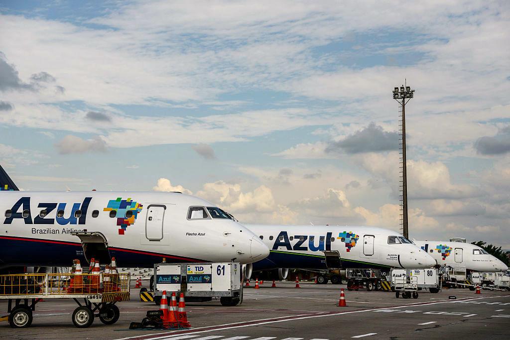 Azul