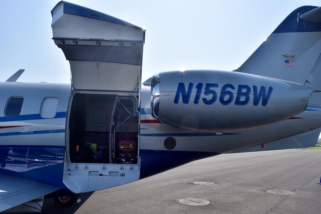 PC-24 cargo hatch