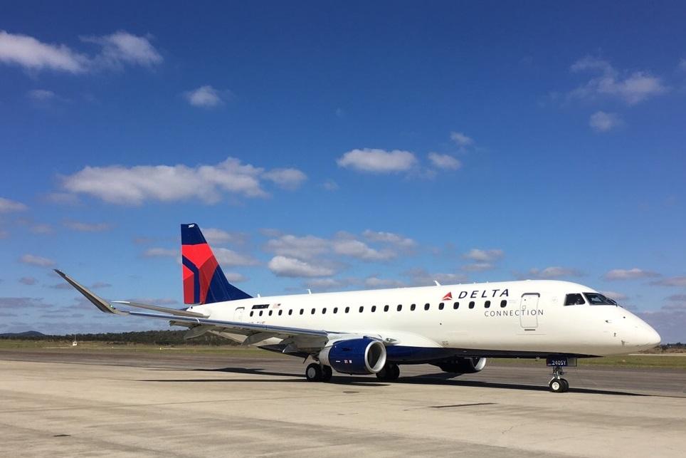 SkyWest Delta Connection E175 on tarmac
