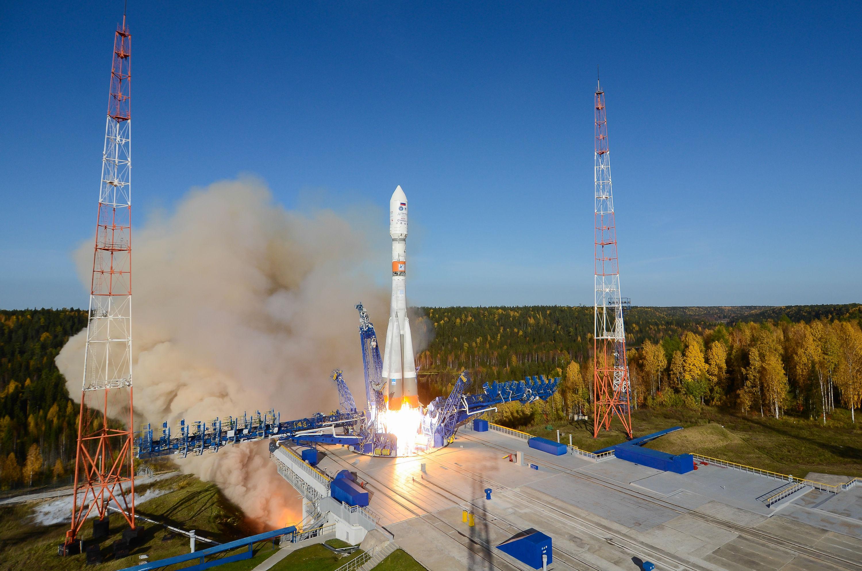 Glavkosmos launch