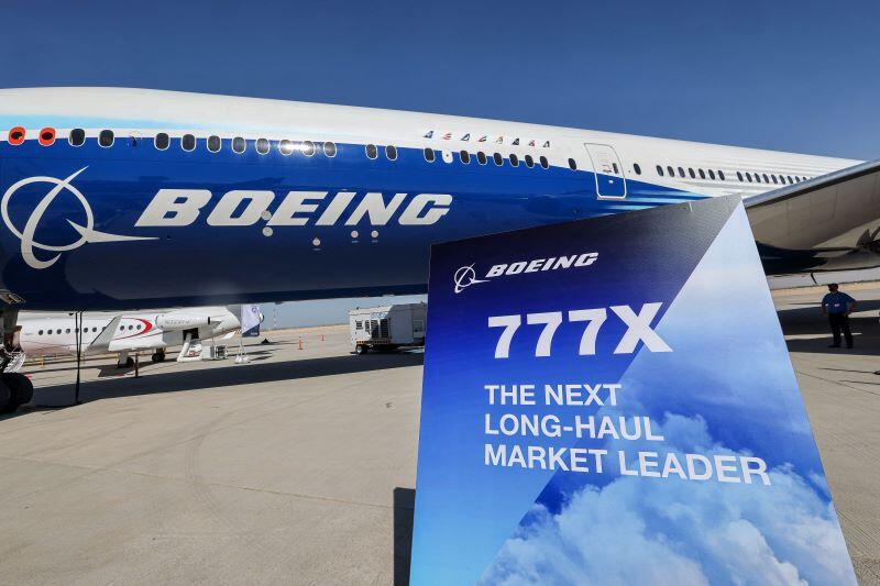 Boeing 777x at 2021 Dubai Airshow
