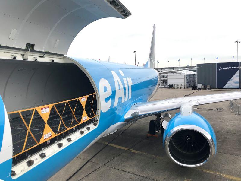 737-800F