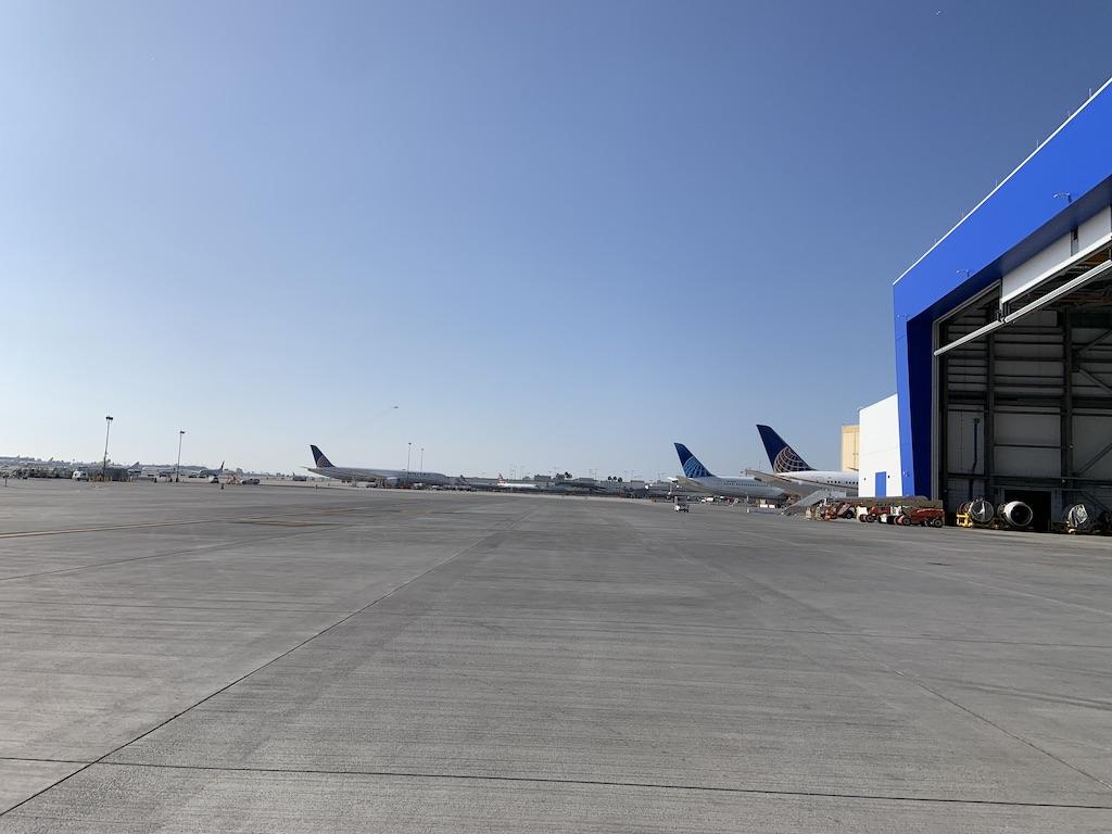 United Airlines LAX Ramp Space