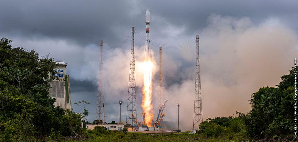 Soyuz blastoff Feb 10