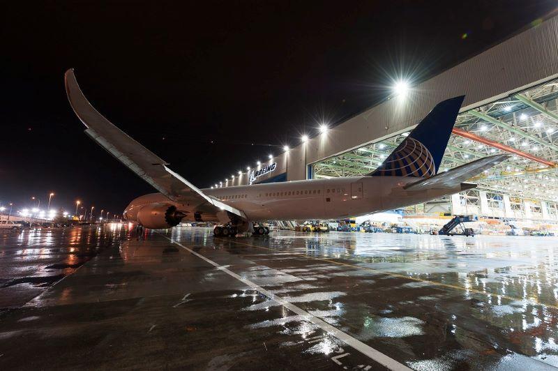 United Airlines 787-9