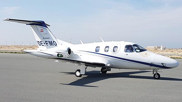 Eclipse EA550 on runway