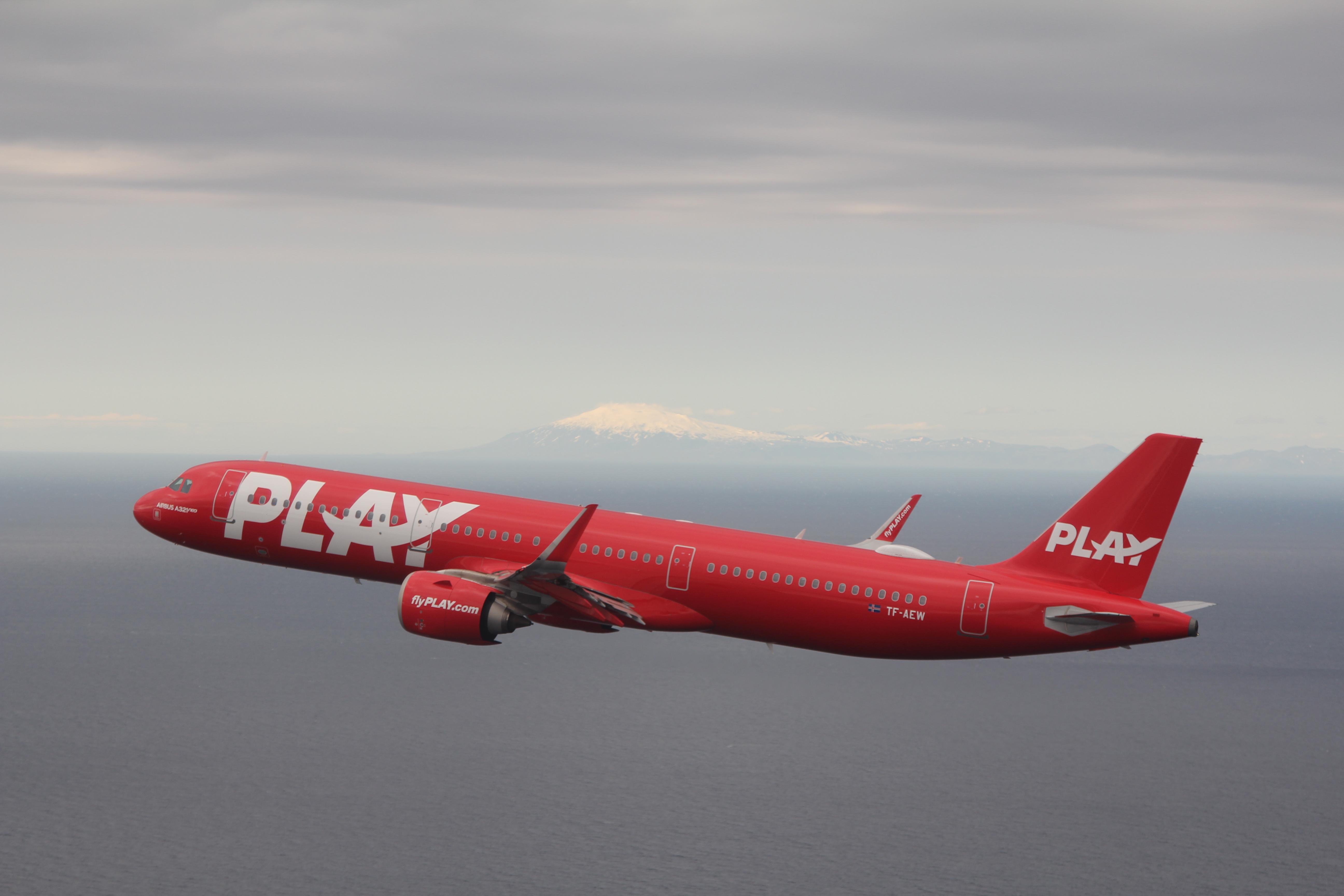 PLAY in flight