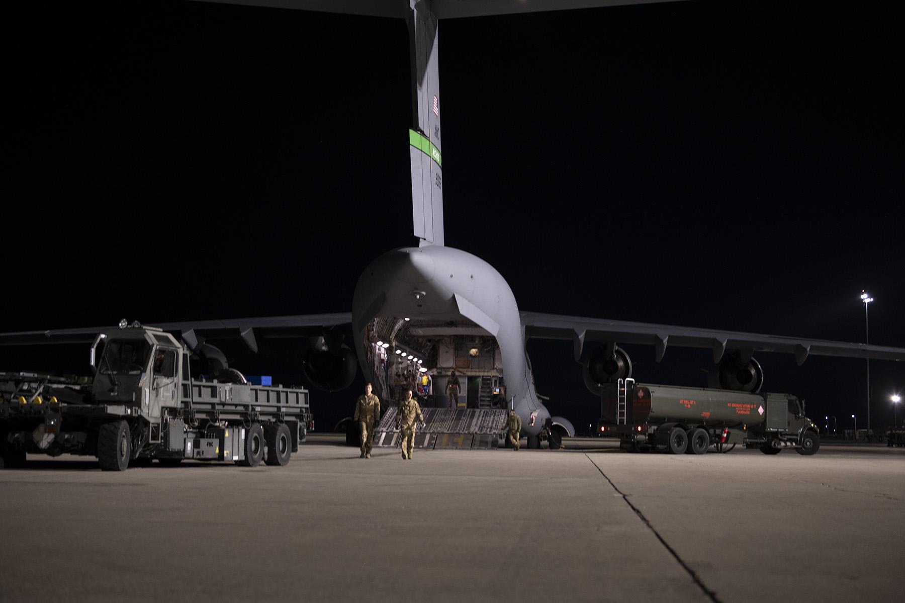 Ukraine aid airlift