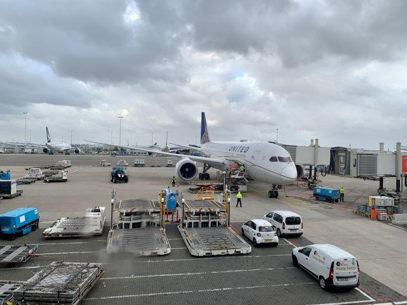United Airlines Boeing 787 at Amsterdam Airport Schiphol