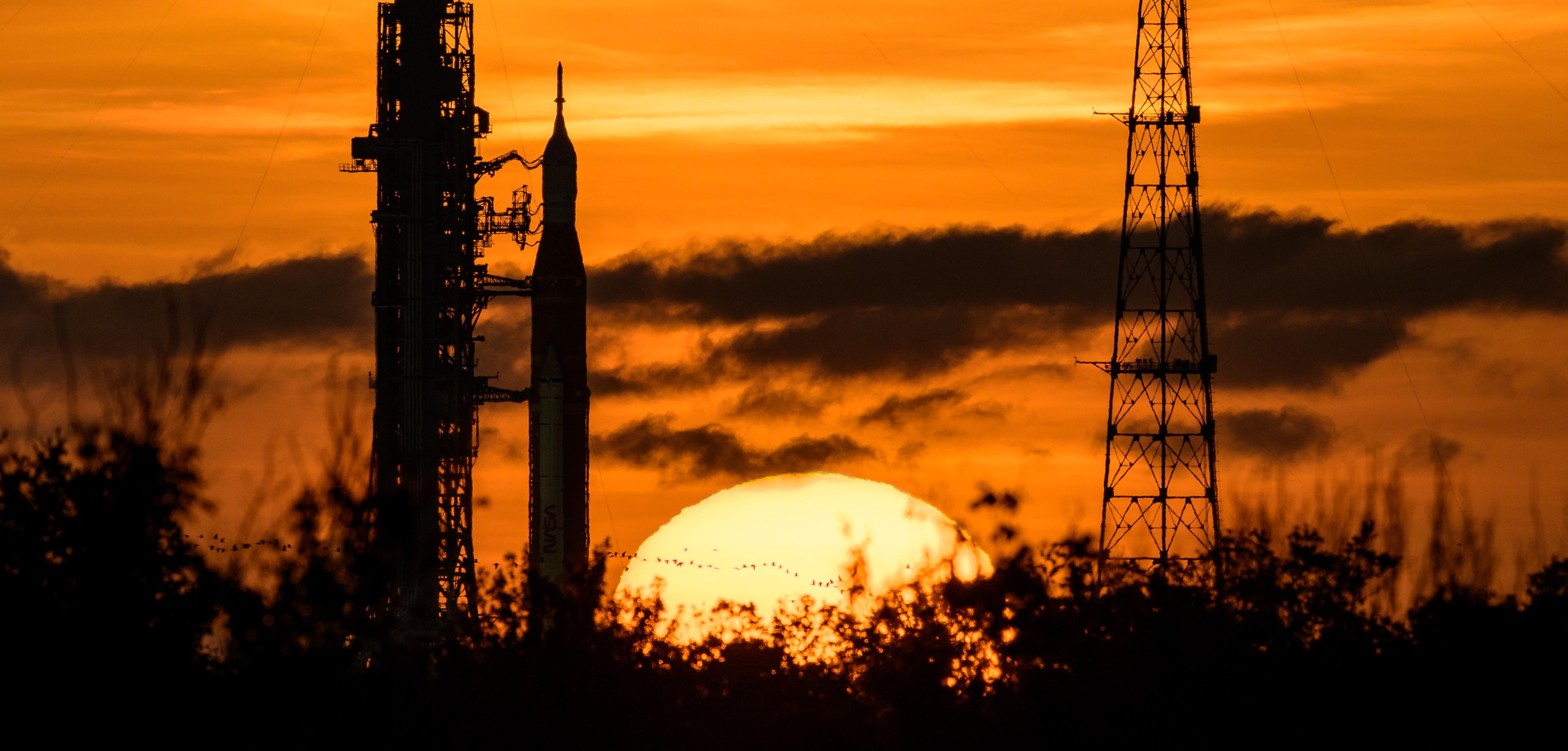 SLS sunrise