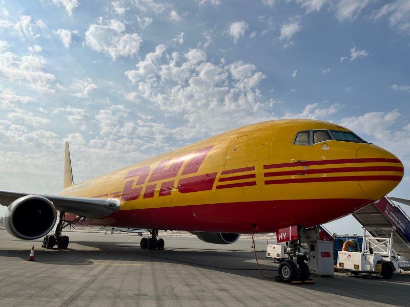 DHL express boeing 767-300F