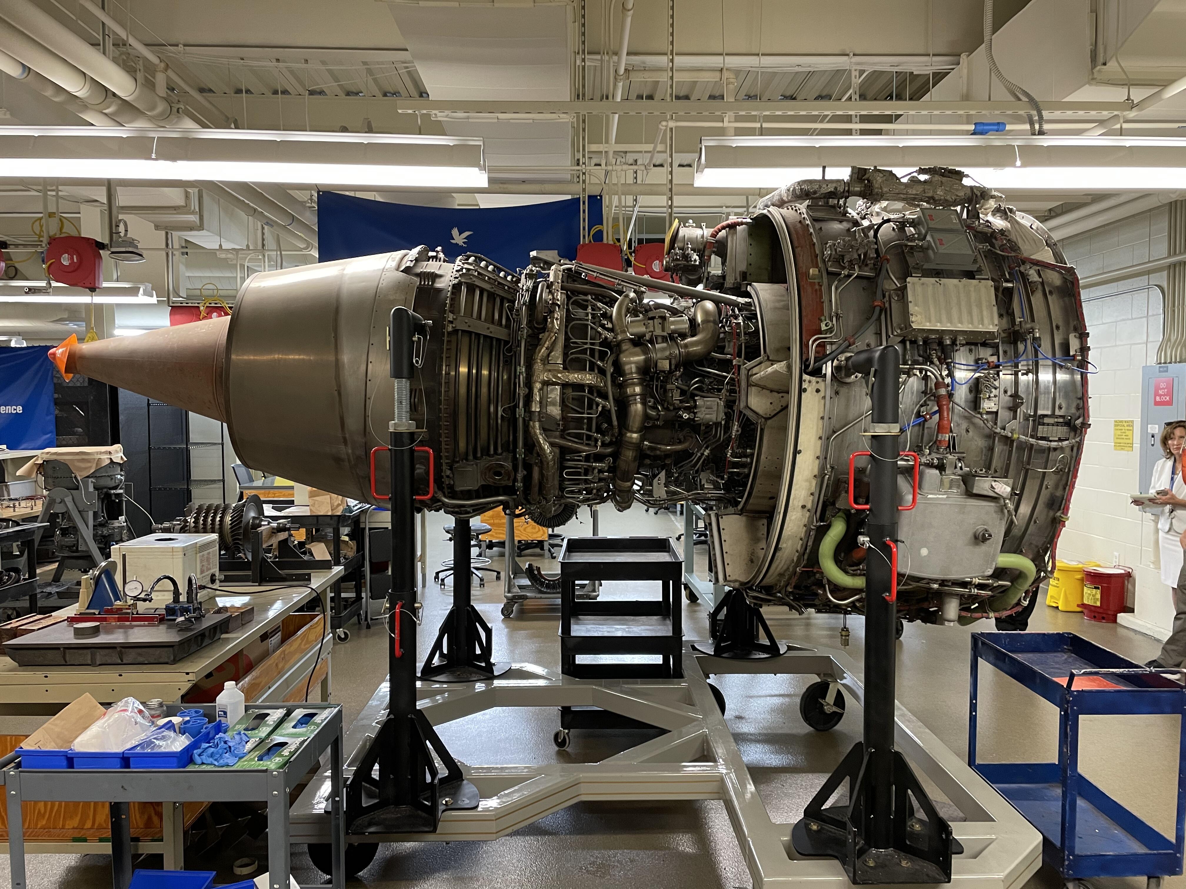 ERAU's engine repair lab