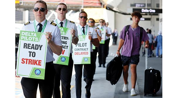 Delta pilots striking
