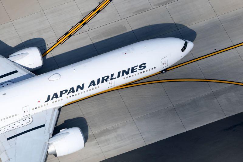 Japan Airlines Boeing 777