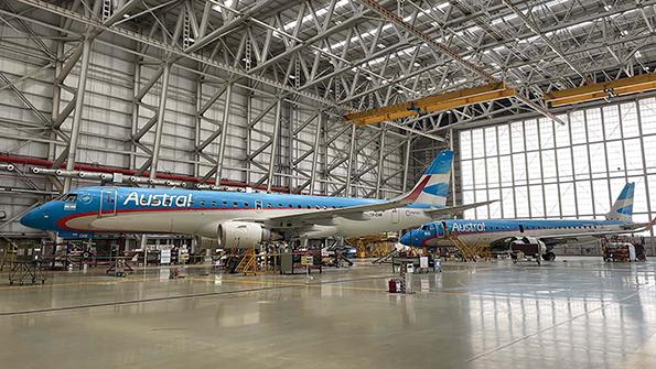 Aerolineas Argentina hangar