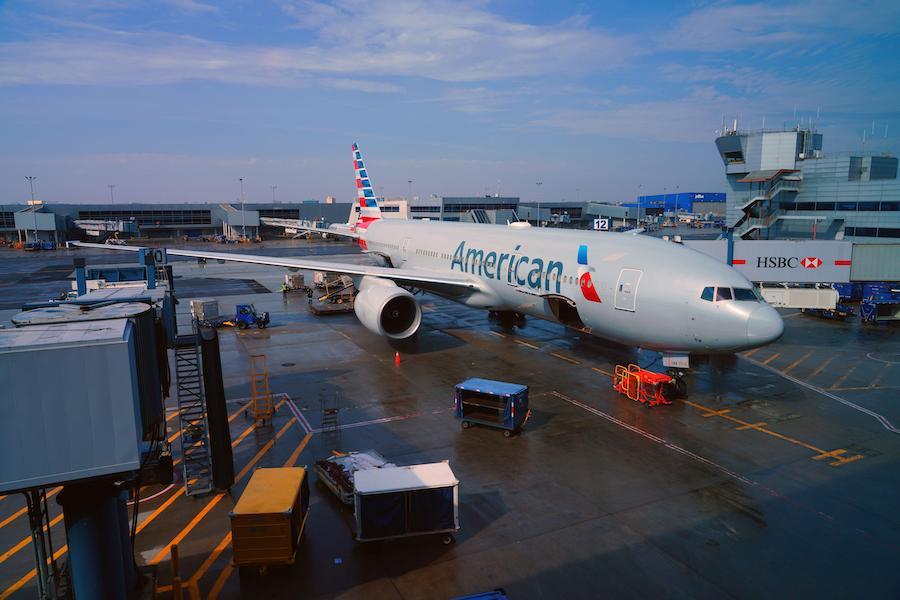 American Airlines Boeing 777-200 at JFK