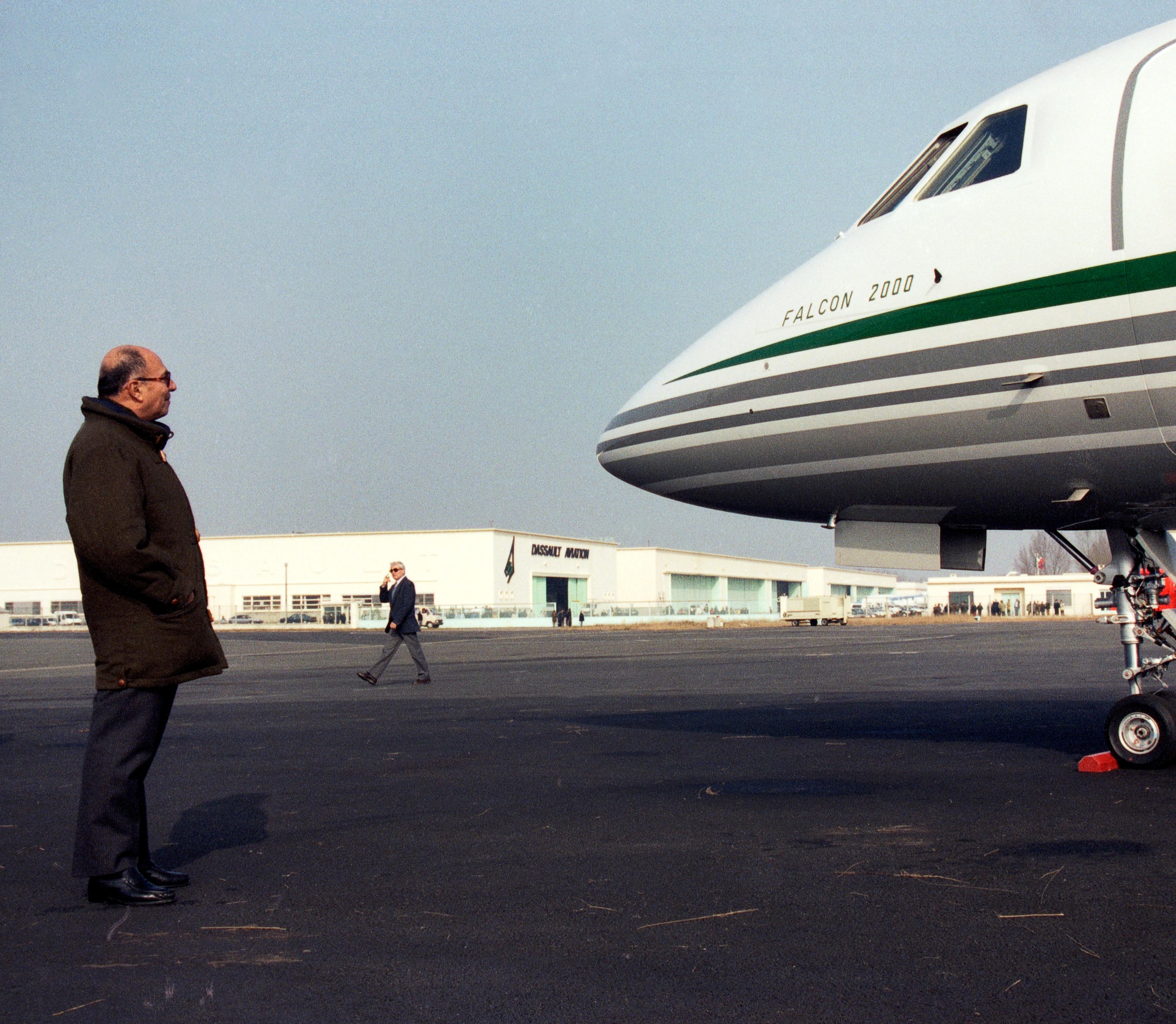 Serge Dassault next to Falcon 2000