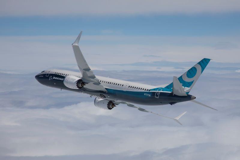 Boeing MAX 9