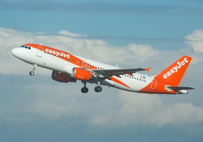 easyjet airbus jet