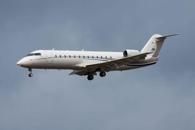 Bombardier Challenger 850