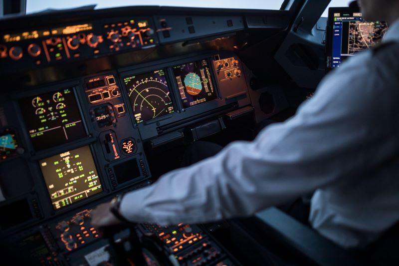 generic pilot commercial airplane