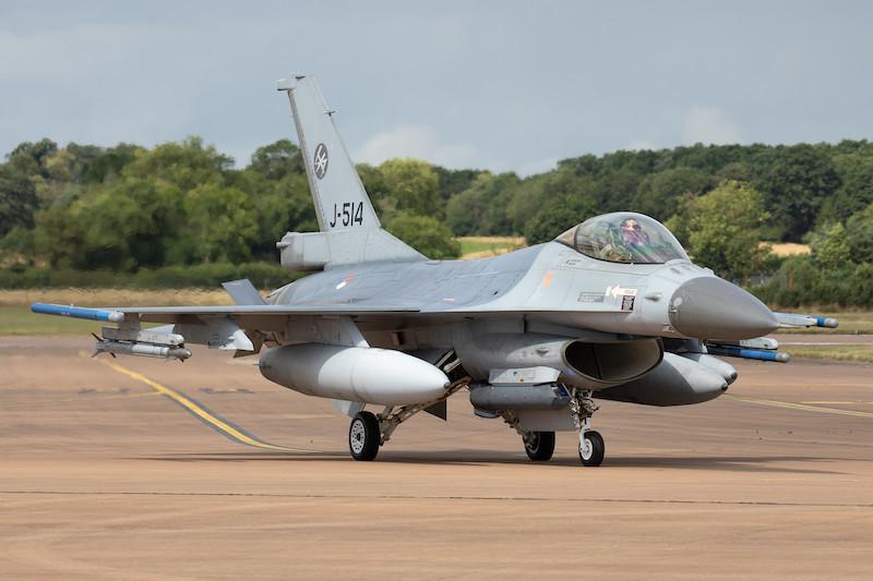 F-16