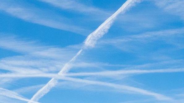 contrails