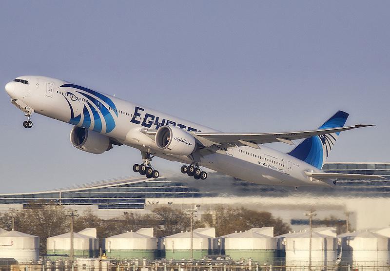 egyptair 777-300