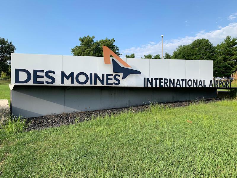 des moines international airport