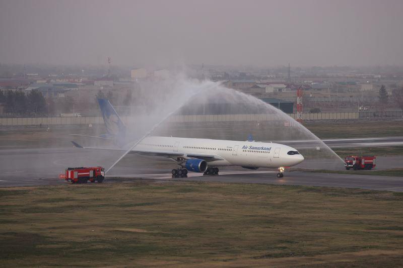Air Samarkand A330