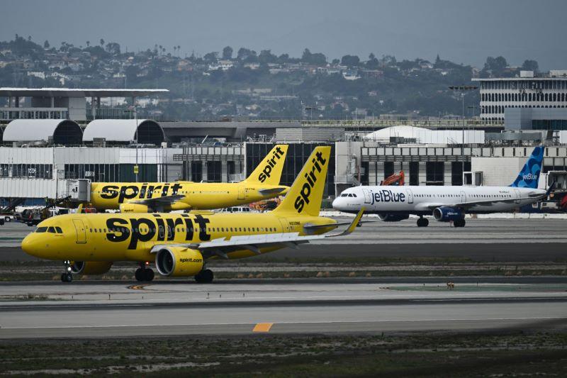 jetblue and spirit
