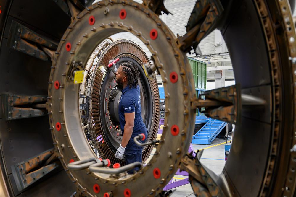 AFI KLM E&M Engine Shop